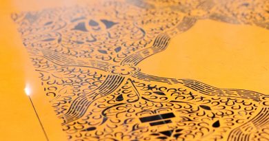 Salah satu wujud finishing produk printing