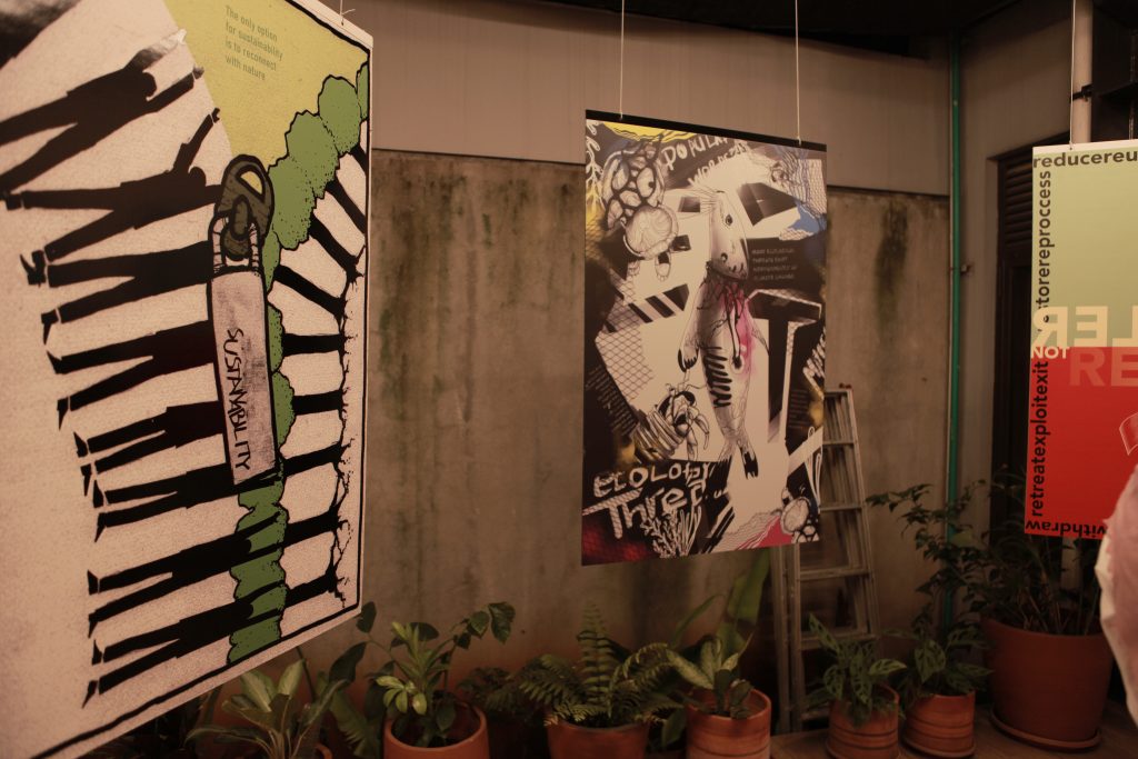 Desain Poster Custom Online Print