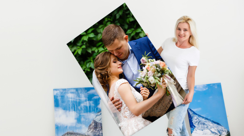 cetak foto kamu dan pasangan di atas kanvas