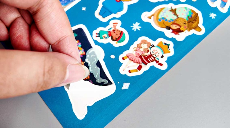 Stiker kiss cut cetak di Online Print!