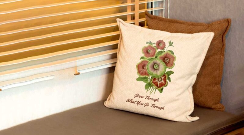 motif sarung bantal sofa