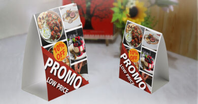 tent card media promosi